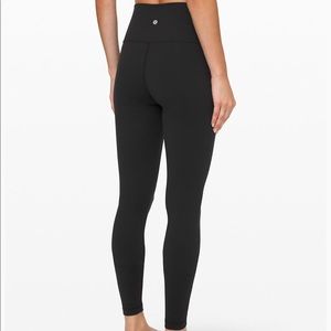 Lululemon Wunder Under Leggings, Size 6
